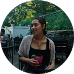 Profile photo of Lauren Harriott