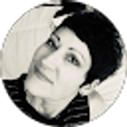 Profile photo of Julie Donahue