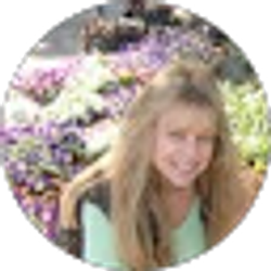 Profile photo of Kelli Feller