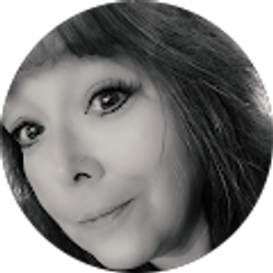 Profile photo of Lisa