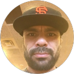 Profile photo of Izzy Espinoza