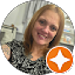 Profile photo of Tracy Russell