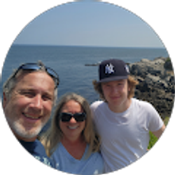 Profile photo of Debbie Mazur