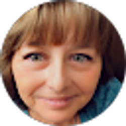 Profile photo of Betty Robinson