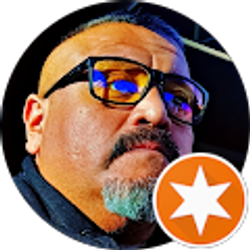 Profile photo of Robert Vasquez