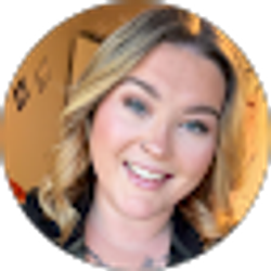 Profile photo of Sarah Ballinger