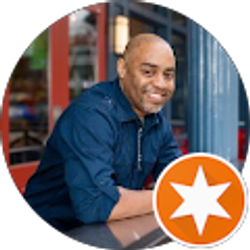 Profile photo of Desmond Johnson