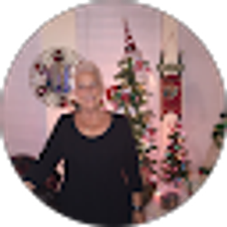 Profile photo of beryl reid