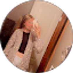 Profile photo of Emma Renfro