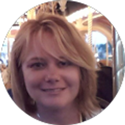 Profile photo of Jennifer Lynady