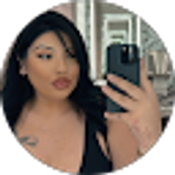 Profile photo of Julianna Torres