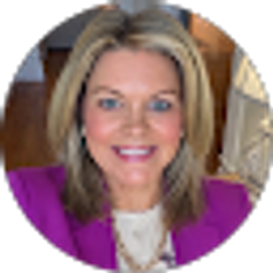 Profile photo of Leslie Russell