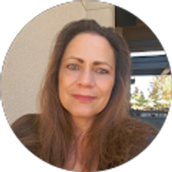 Profile photo of Sylvia Paris