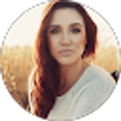 Profile photo of Courtney Whitehead