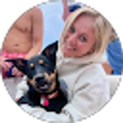 Profile photo of Jennifer Huisenga
