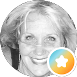 Profile photo of Diane Davis