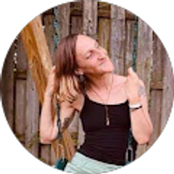 Profile photo of Larissa Nemeth