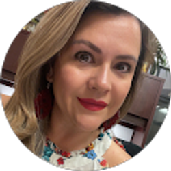 Profile photo of Claudia Gonzalez