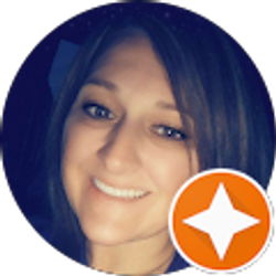 Profile photo of Robyn Roberts