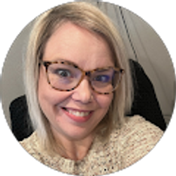 Profile photo of Amy Blunt