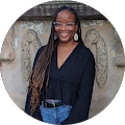 Profile photo of Lauren Marberry