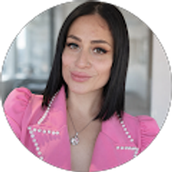 Profile photo of Jessica Solis