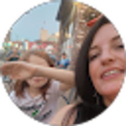 Profile photo of Jenn Burns