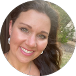 Profile photo of Ashley Campbell