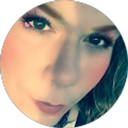 Profile photo of Alexandra Cantigas