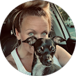 Profile photo of Jennifer Nale