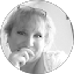Profile photo of Laura Collins