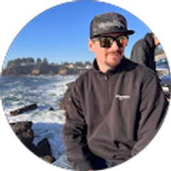 Profile photo of Sam Altenhofen