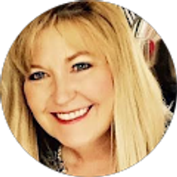 Profile photo of Penny Thompson