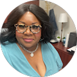 Profile photo of Stephanie Beasley