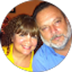 Profile photo of Santiago y Cleopatra Trevilcock