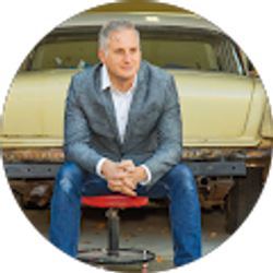 Profile photo of Tom Zoebelein