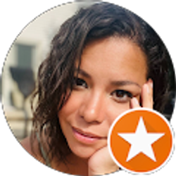 Profile photo of Anna Hullinger