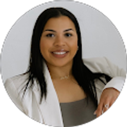 Profile photo of Shelby Jane