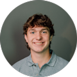 Profile photo of Hank Lee