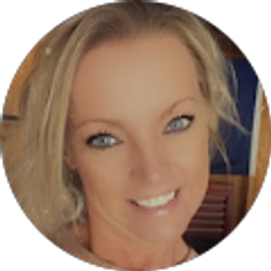 Profile photo of Heather Hoel