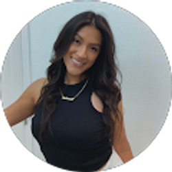 Profile photo of Tatiana Raya