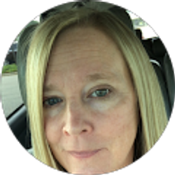 Profile photo of Leslie McGregor