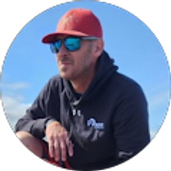 Profile photo of Ryan Handly