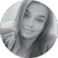 Profile photo of Danielle Molina