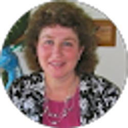 Profile photo of Laura Mcleod