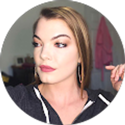 Profile photo of July Traylor