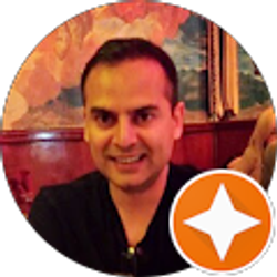 Profile photo of Naz Usmani