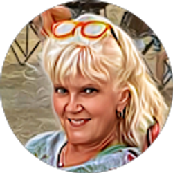 Profile photo of Josie Kirkland