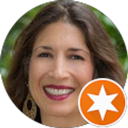 Profile photo of Olga Santo Tomás Monroe