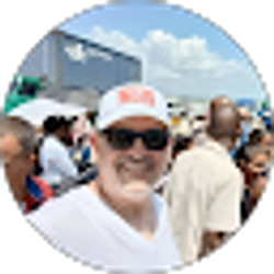 Profile photo of Ernesto Placeres
